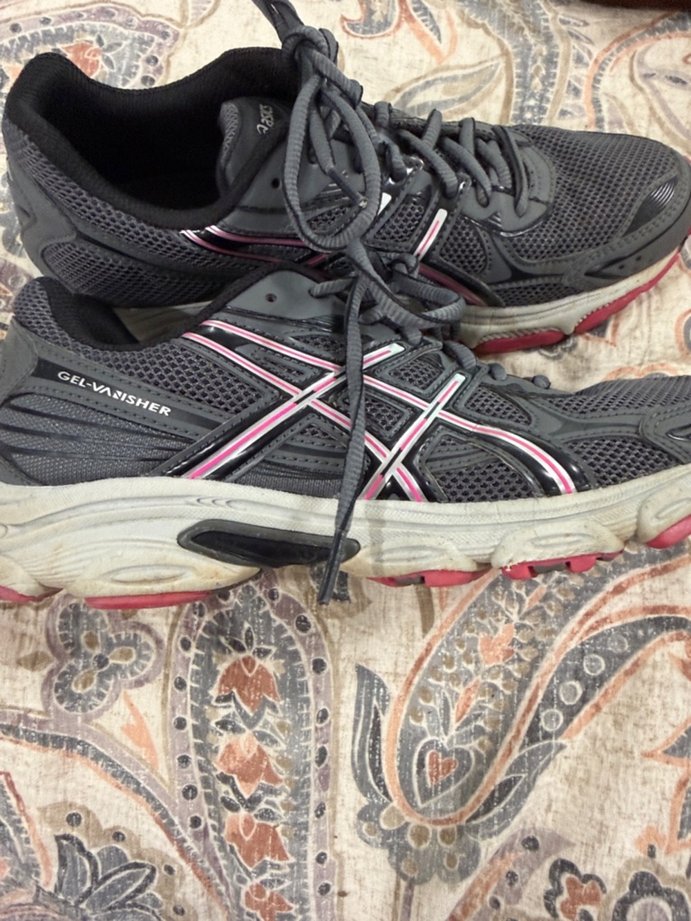 ASICS Gray and Pink Women's Gel-VanishER Running Sneakers 7.5